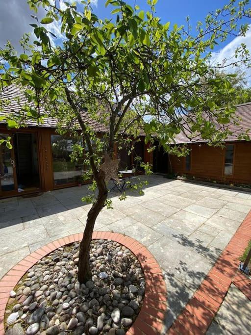Apartament The Retreat, A Relaxing Getaway For Couples Hambrook Zewnętrze zdjęcie